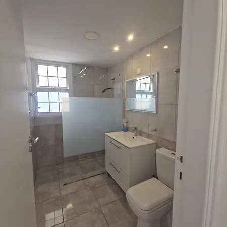 2 Bedroom Sea View *