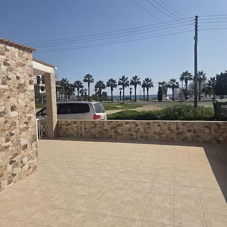 2 Bedroom Sea View 펜션 필라