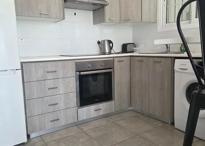 Holiday home 2 Bedroom Sea View